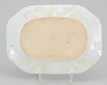 STEKFAT, porslin, Kina, 1700-tal.