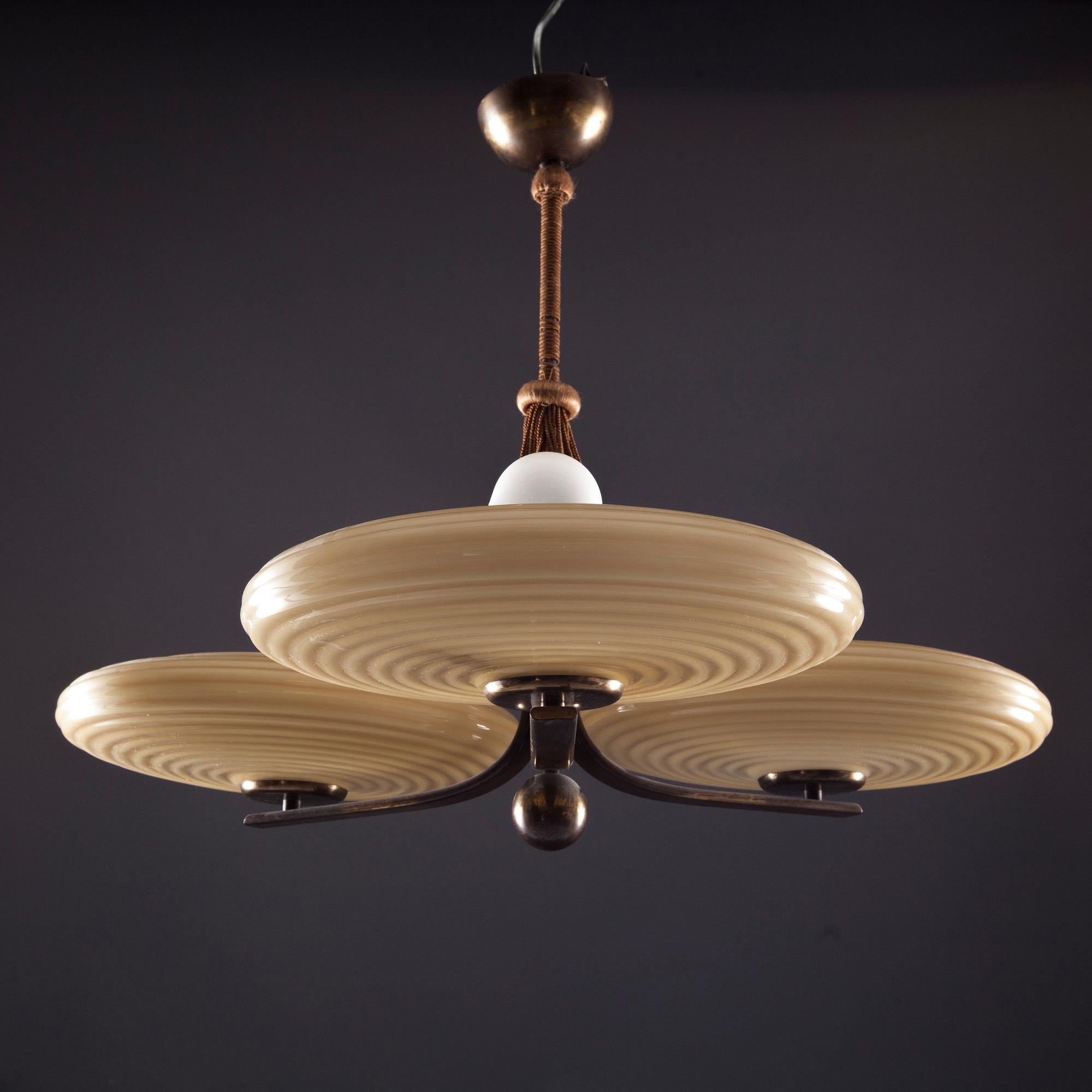 TAKLAMPA, troligen Orno, 1930-tal. Höjd 53 cm.