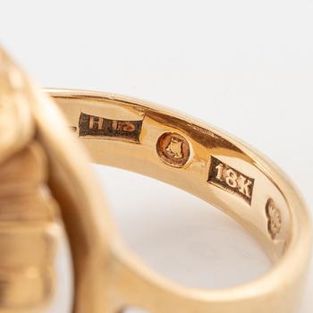 Ring, Hans Scherlund, 18K gold with white and blue stones.