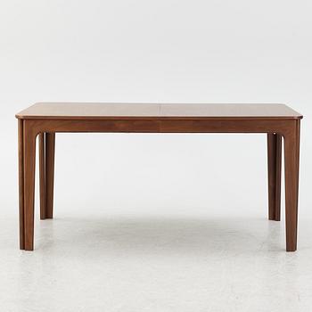 Dining table, Skovby Denmark, contemporary.