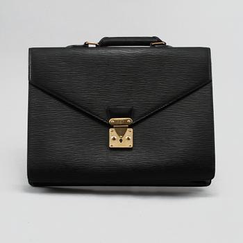 PORTFÖLJ, "Serviette conseiller ambassadeure Epi", Louis Vuitton.