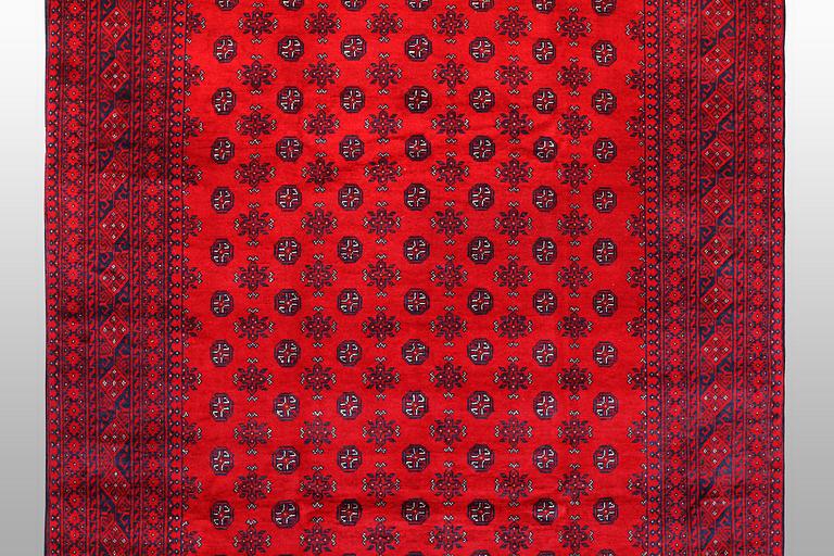 Matto, Afghan, ca 341 x 261 cm.