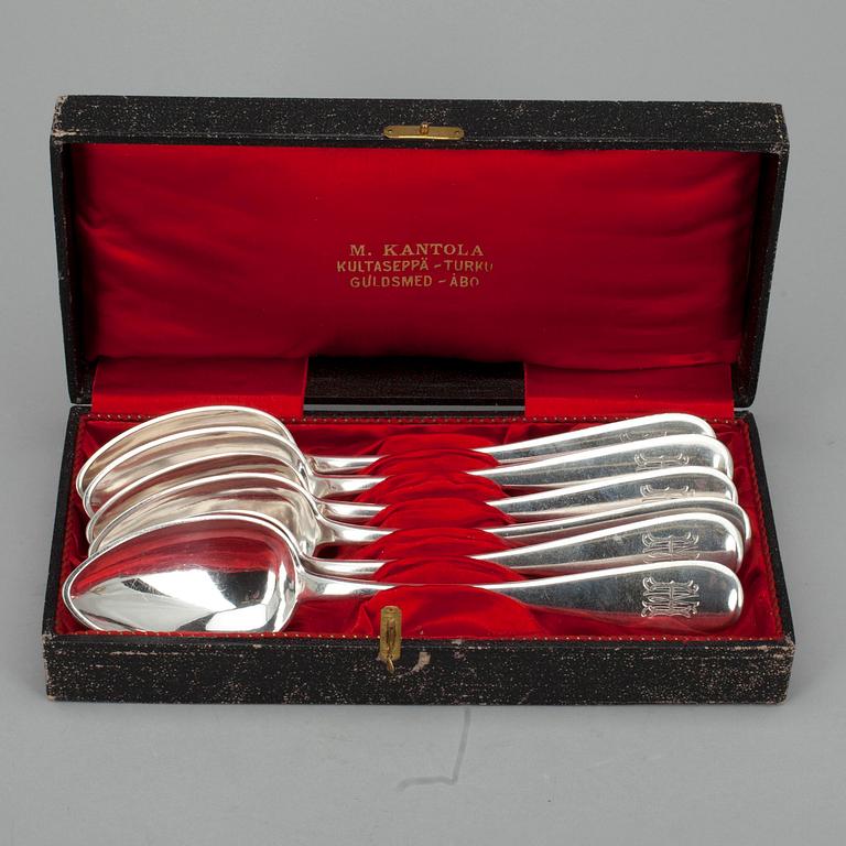 SKEDAR, 6 st, silver, mästarstämplar MK, S:t Petersburg 1884, Ryssland. Vikt tot. 480 g.