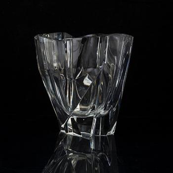A glass bowl by Tapio Wirkkala for Iitala, 1958.