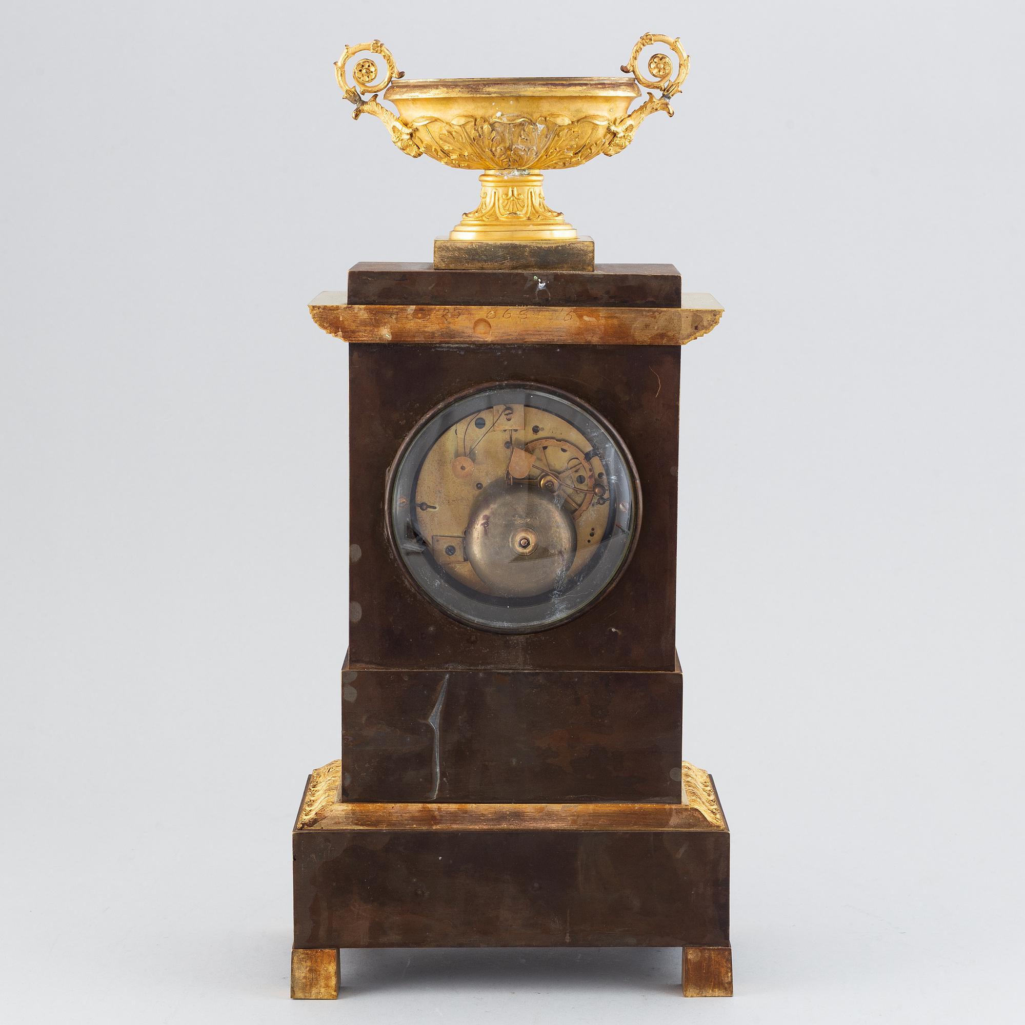 A French Empire table clock, first half of the 19th century.
