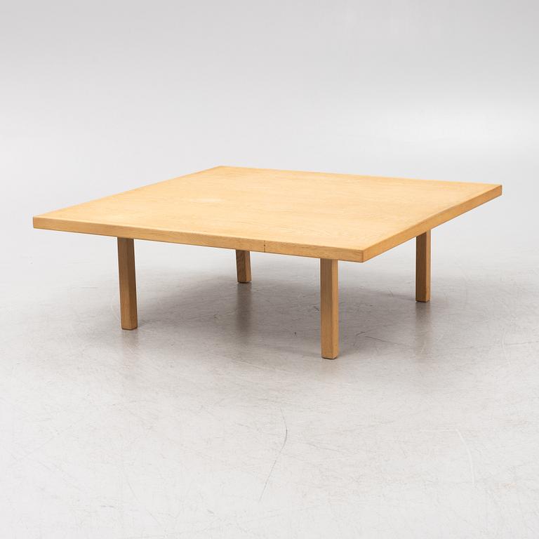 An oak coffee table, second half of the 20th century.