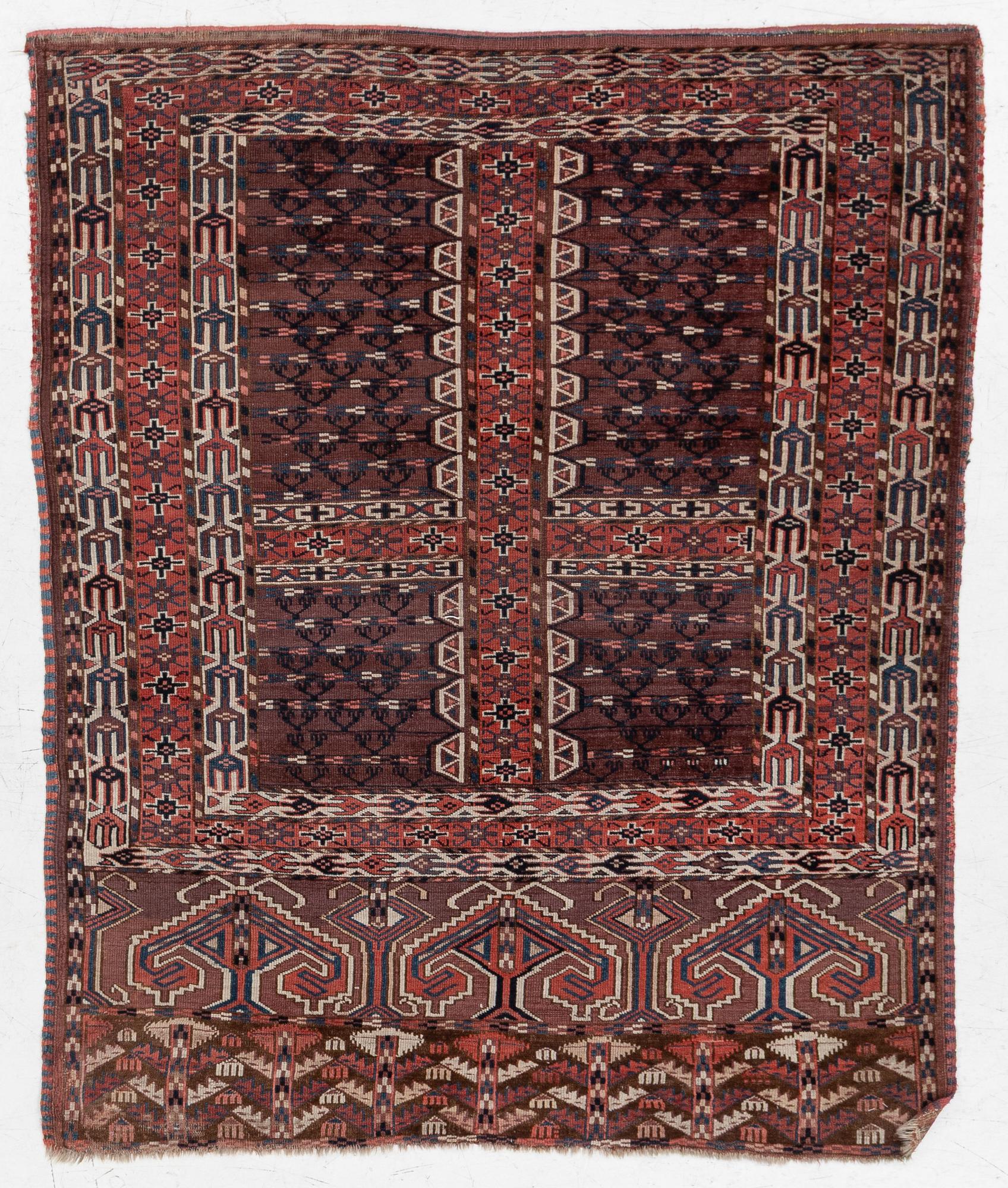 Carpet, Turkmen, approx. 160 x 134 cm.