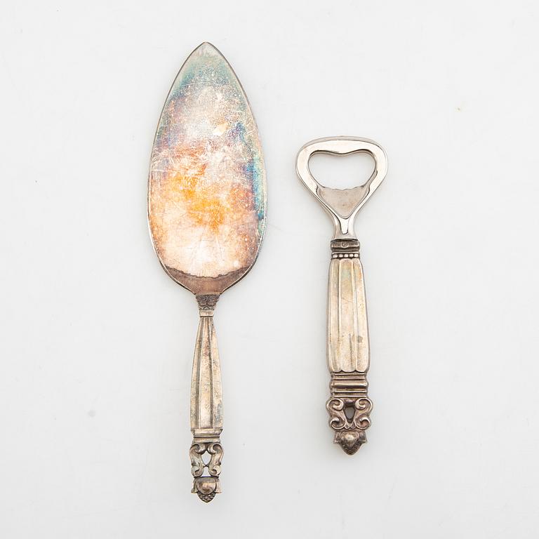 Johan Rohde, flasköppnare och tårtspade "Konge/Achorn" sterlingsilver för Georg Jensen efter 1945.