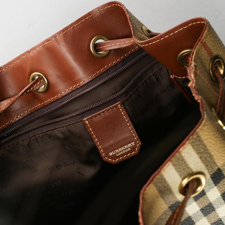VÄSKA, Burberry.