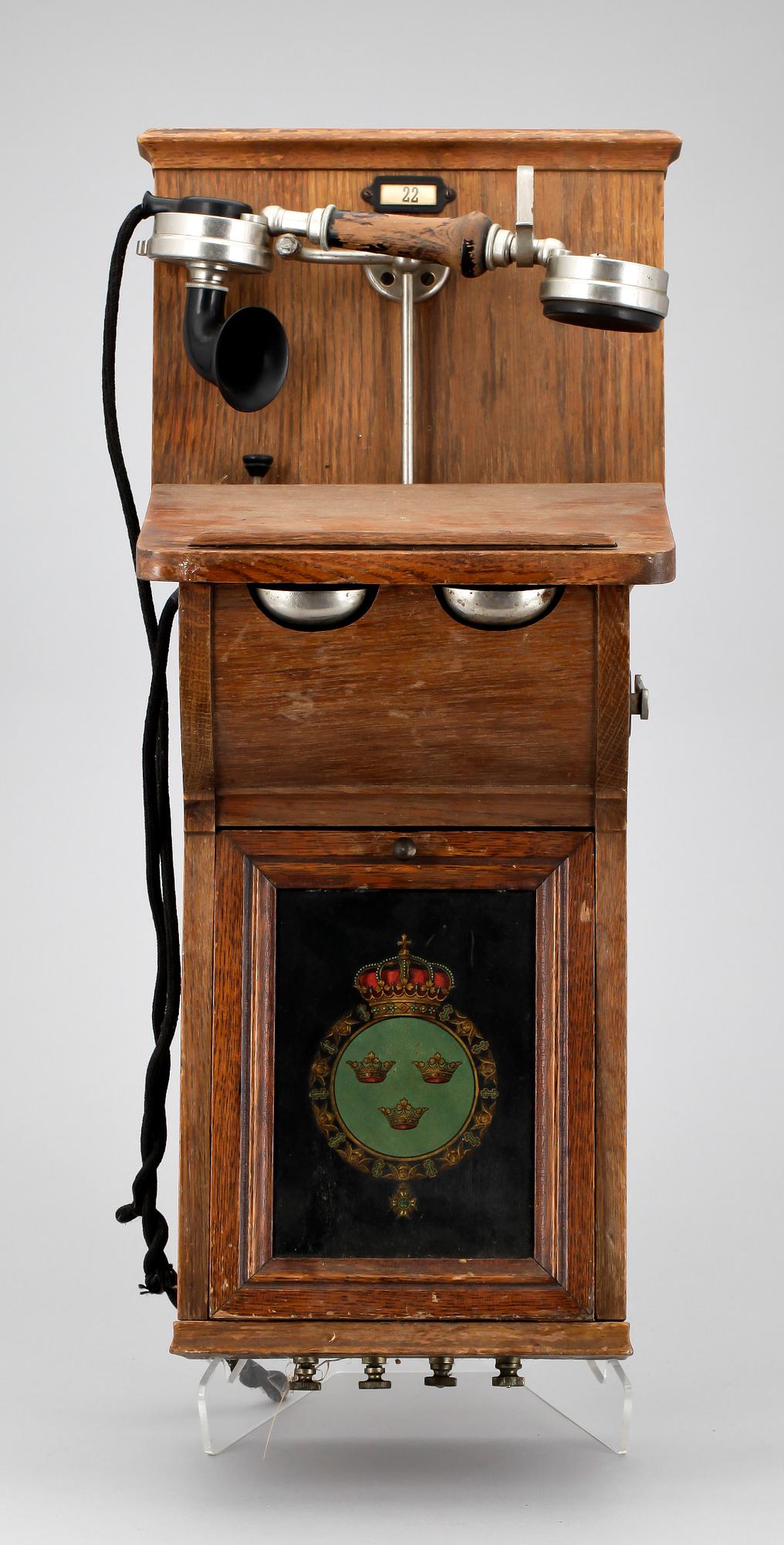 VÄGGTELEFON, LM Ericsson, 1900-talets början.