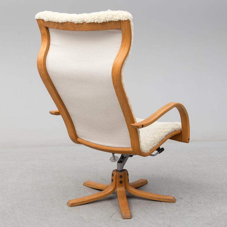 JAN EKSTRÖM, fåtölj med fotpall, "Gazell", Conform.