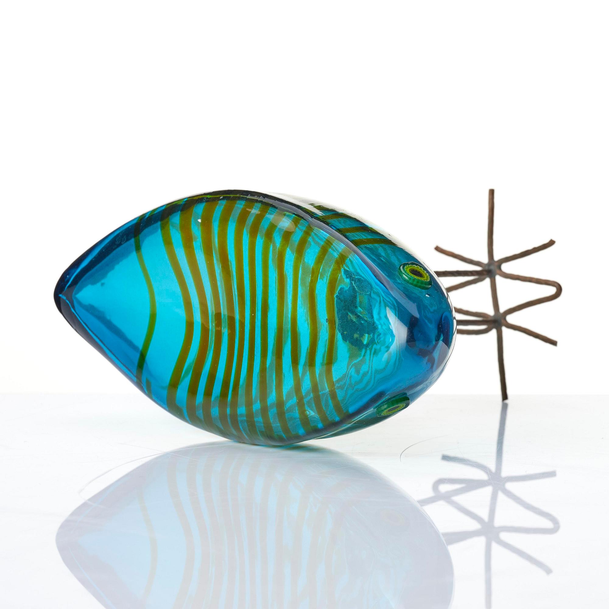 Alessandro Pianon, a "Pulcino" glass sculpture of a bird, Vistosi, Italy, 1960s.