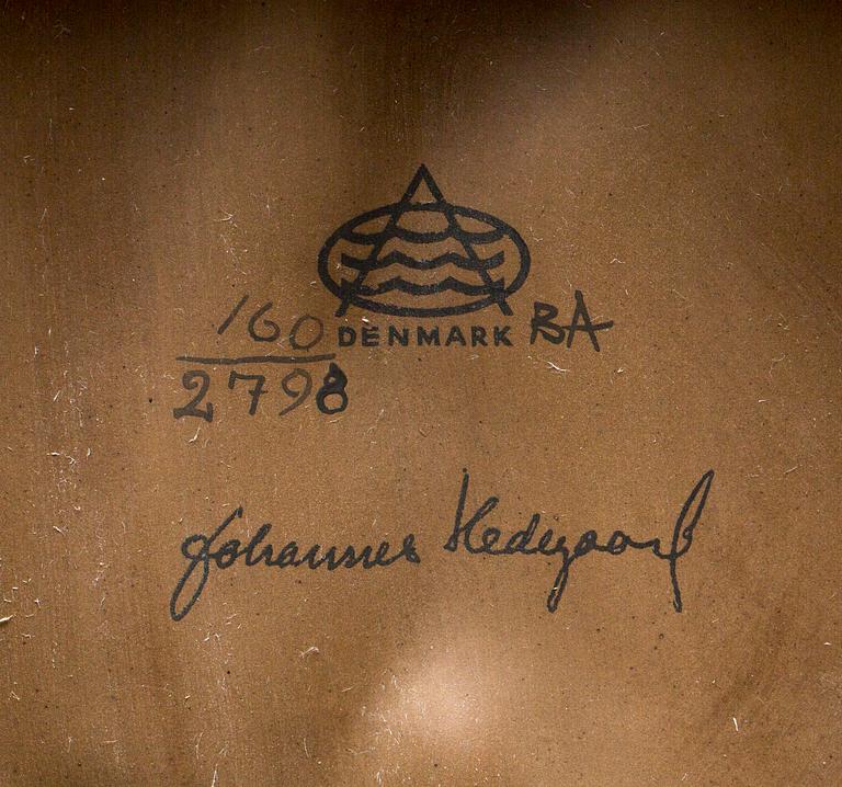 VÄGGPLAKETT, keramik. Johannes Kedegaard för Kgl. Aluminia. 1960-tal.