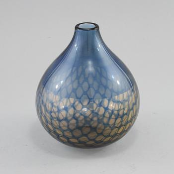 VAS, glas, "Brynja", Sven Palmqvist, Orrefors, 1900-talets andra hälft.