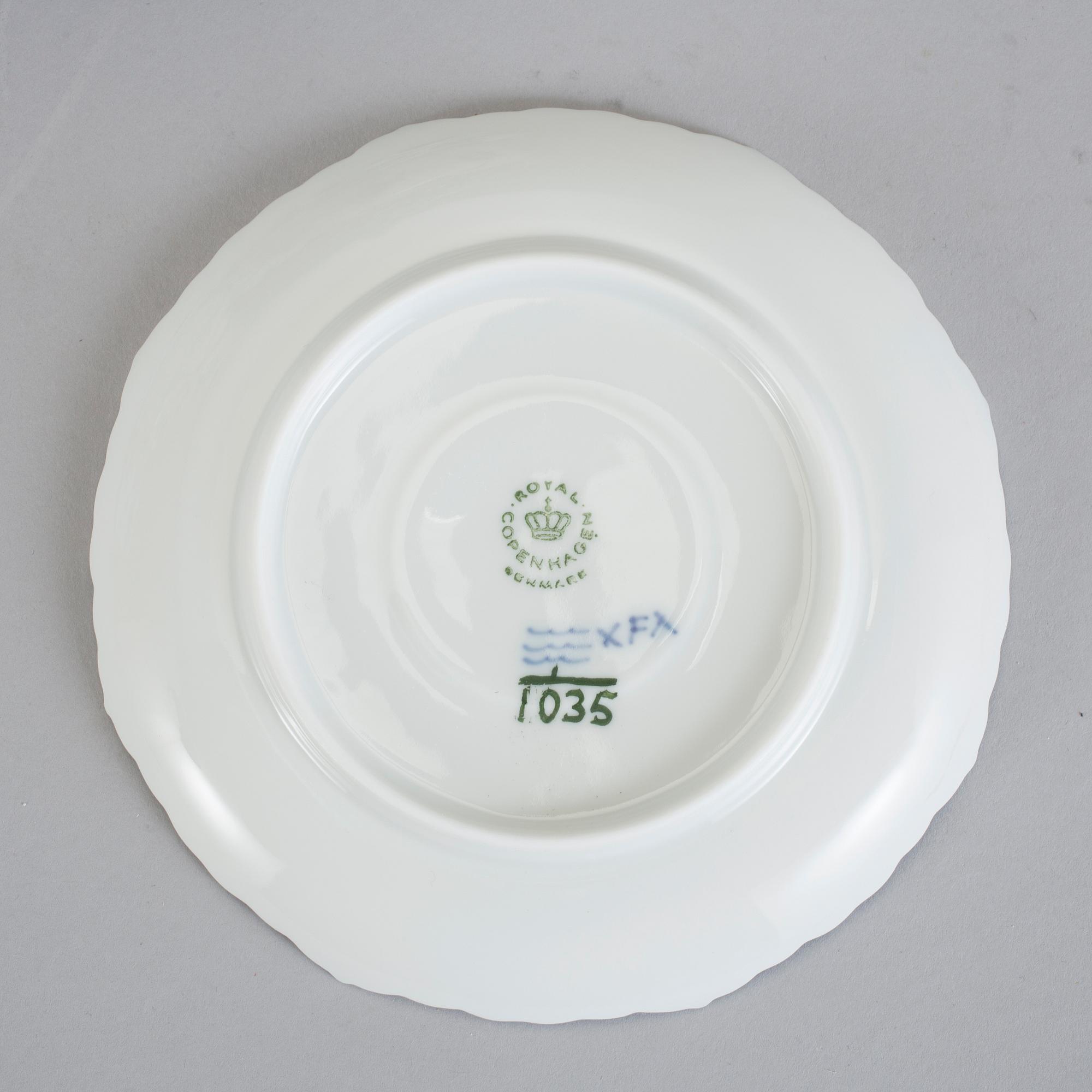 KAFFESERVIS, 29 delar, porslin, "Musselmalet", Royal Copenhagen.