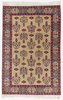 A 'Karistan' carpet, Romania, 275 x 182 cm.