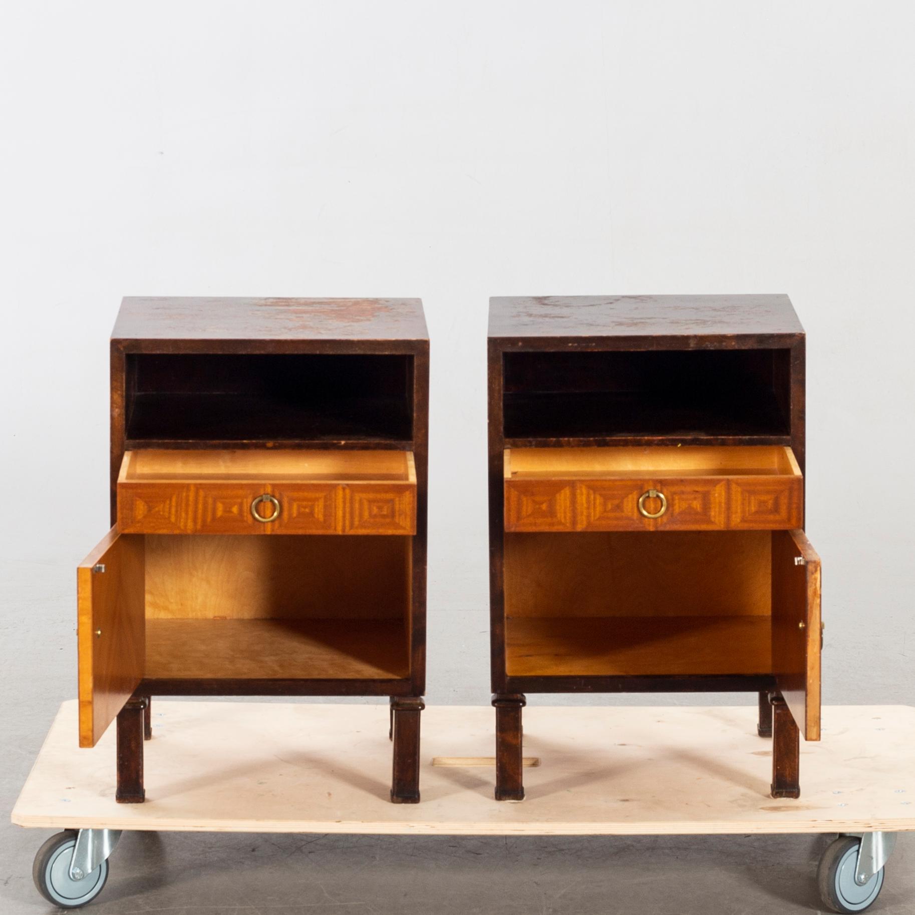 A pair of 1930/40:s Axel Larsson for SMF (Svenska Möbel Fabrikerna) Bodafors night stands.
