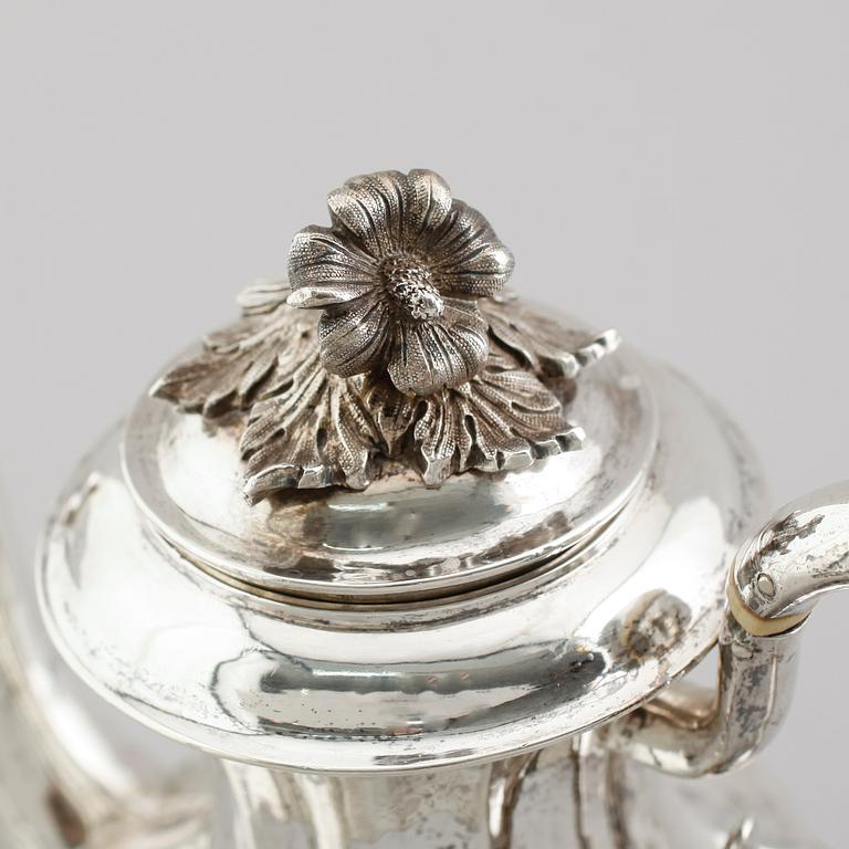CHOKLADKANNA, silver, Gustaf Möllenborg, Stockholm 1845. Vikt ca 318 gram.