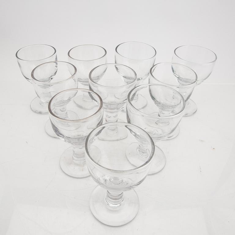 A set of 10 pcs 'Ruben' beer/wineglasses by Signe Persson-Melin.