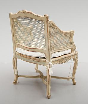 KARMSTOL, rokokostil, 1900-talets andra hälft.