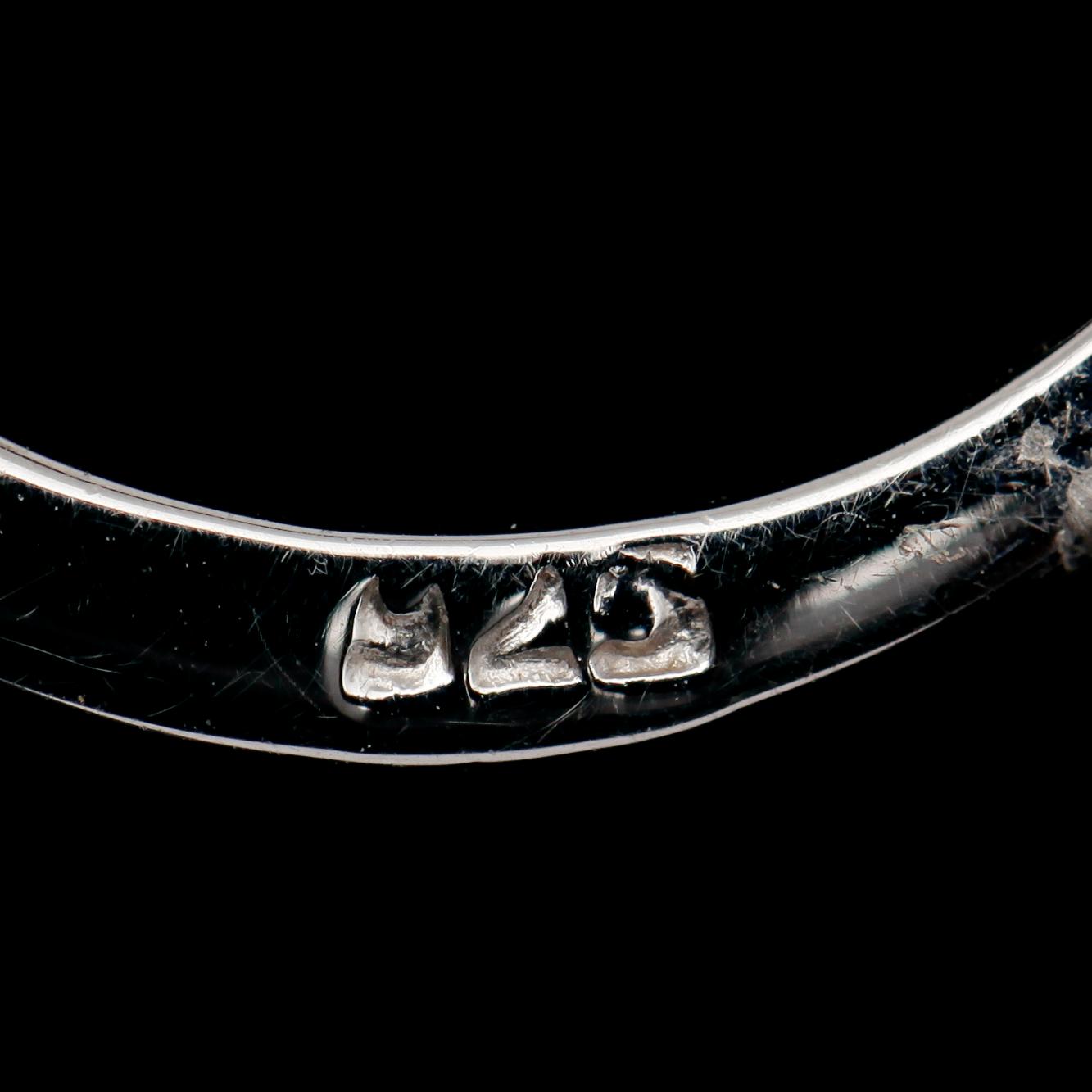 RING, silver, svart briljantslipad diamant 4.37 ct.