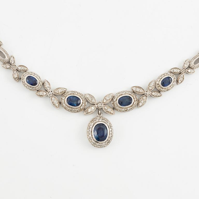 Necklace 18K white gold with sapphires and brilliant-cut diamonds.