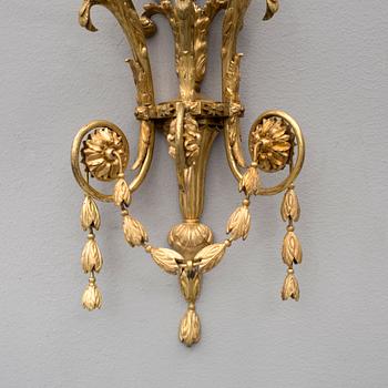 APPLIQUER, för tre ljus, ett par, möjligen England, 1800-tal.