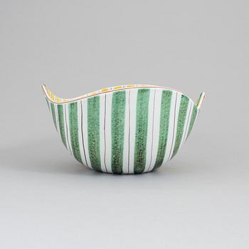 A Stig Lindberg faience bowl, Gustavsberg studio 1950´s.