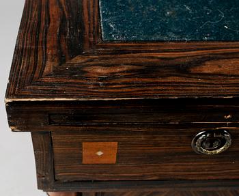SKRIVBORD, Karl Johansstil, tidigt 1900-tal.