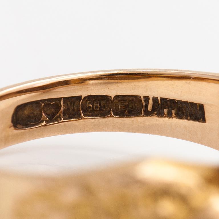 Björn Weckström, A 14K gold ring with a zoisite "Corrida". Lappoina 1982.