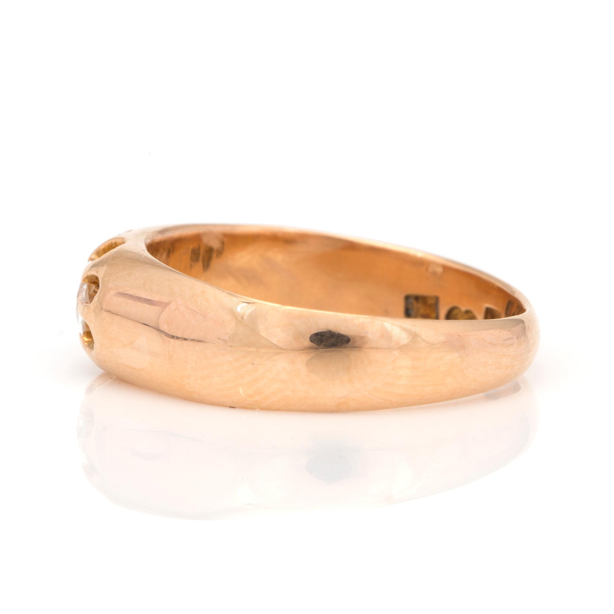 RING med gammalslipad diamant.