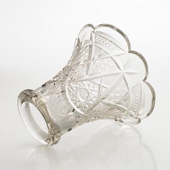 Malja, kristallia, 1900-luvun puoliväli.