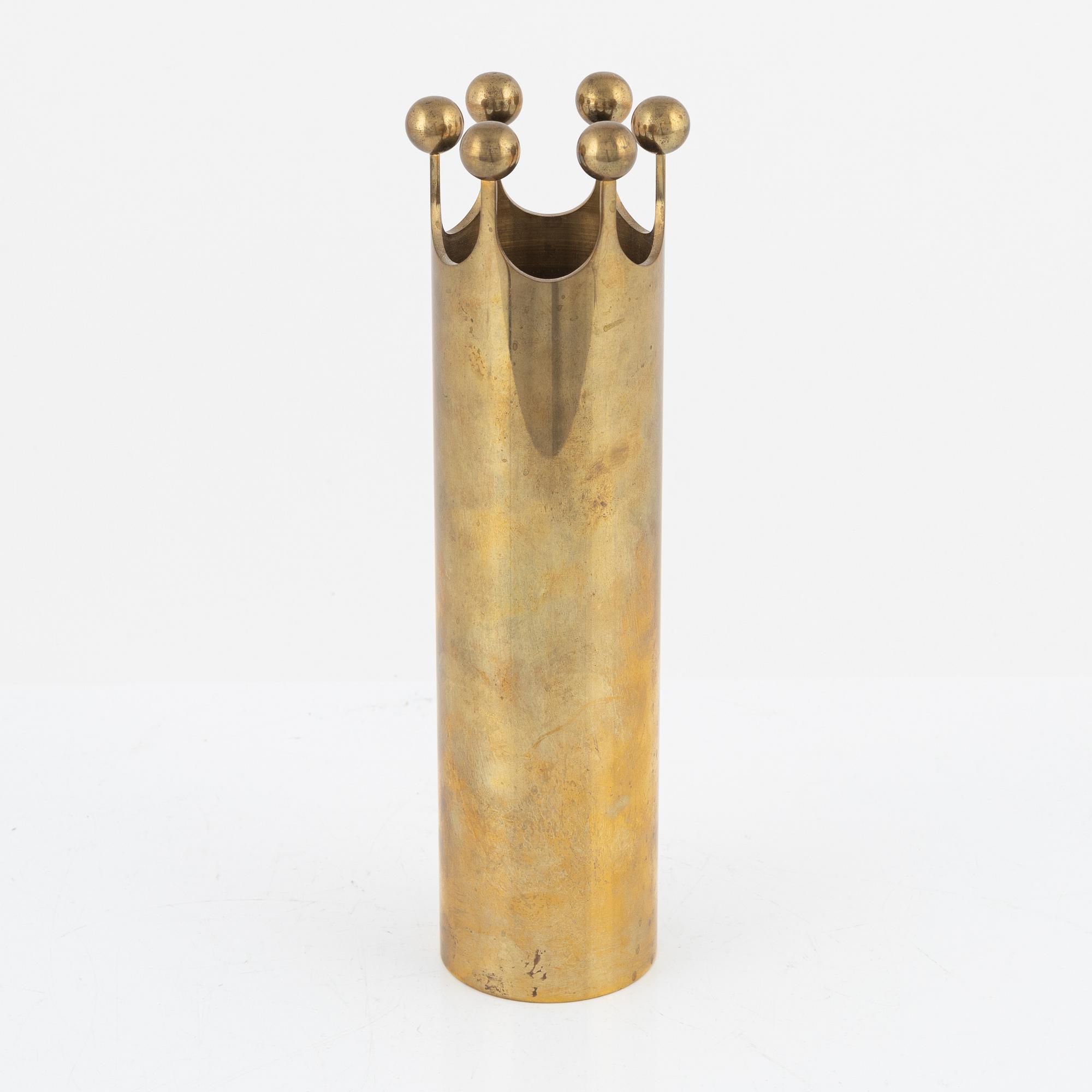 Pierre Forssell, a vase, Skultuna.