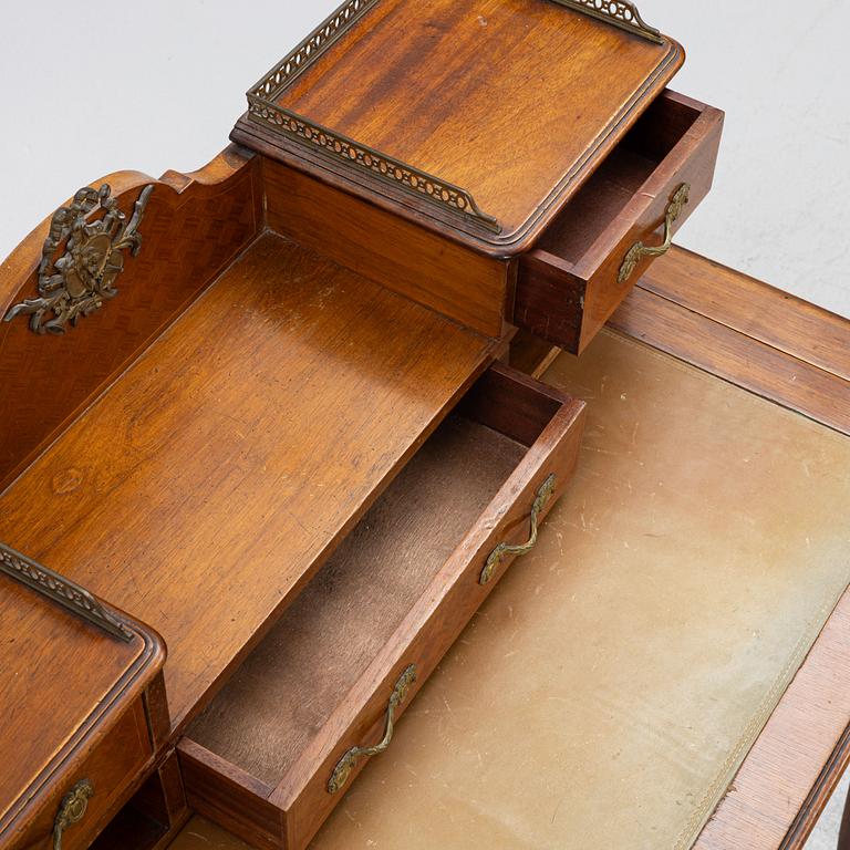 Skrivbord, 1900-talets första hälft/mitt.