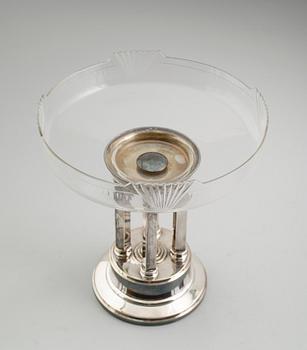 BORDSUPPSATS, nysilver samt glas, tidigt 1900-tal.