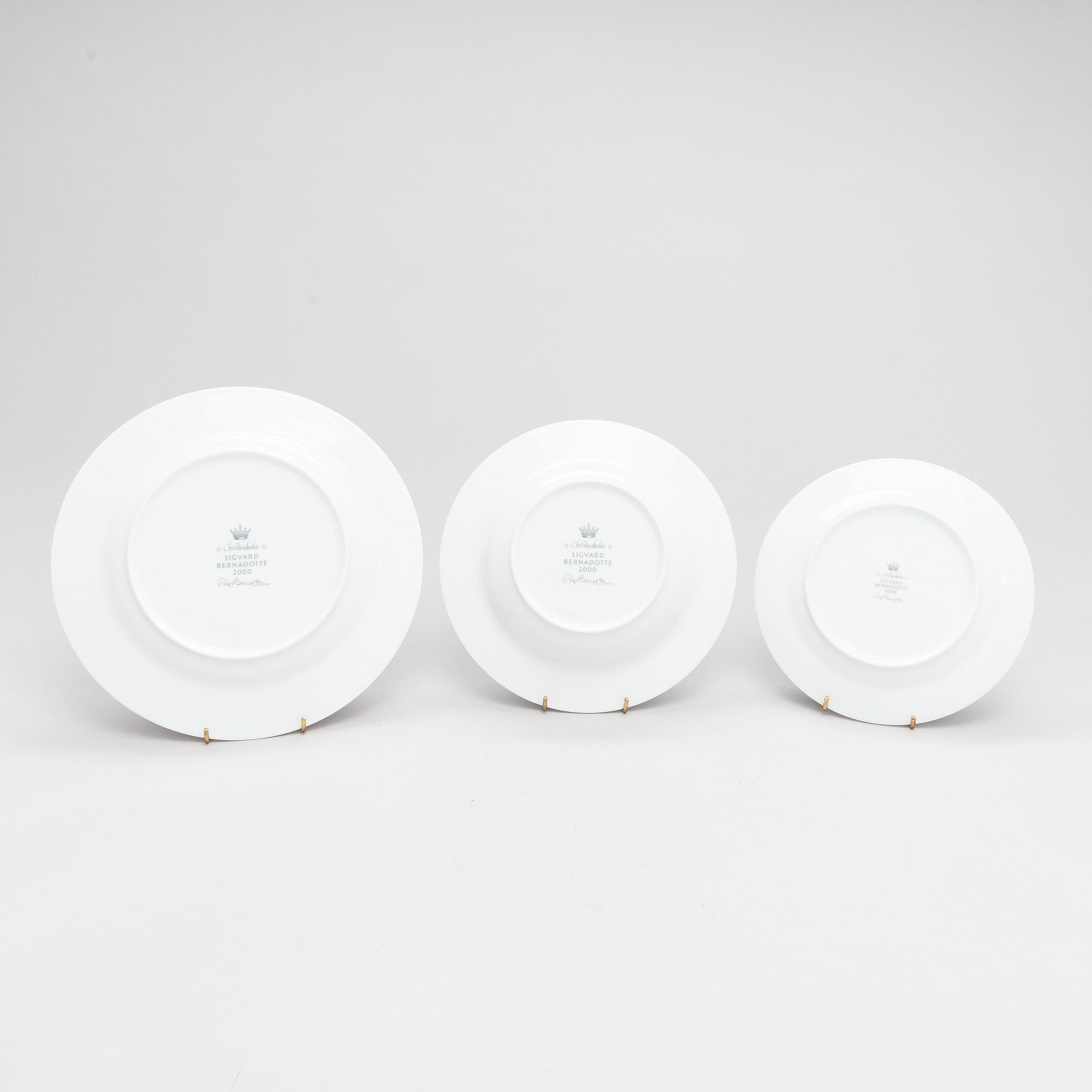 Sigvard Bernadotte, ruoka-astiasto, 36 osaa, posliini, "Christineholm"/"Marianne", Ruotsi, 2000.