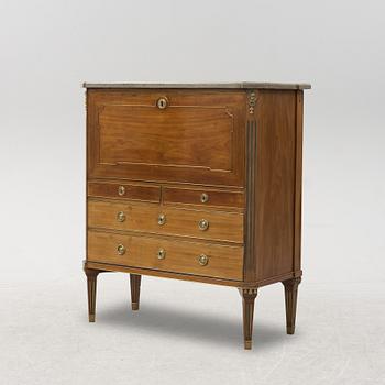 A late Gustavian mahogany secretaire in the manner of G. Iwersson, circa 1800.