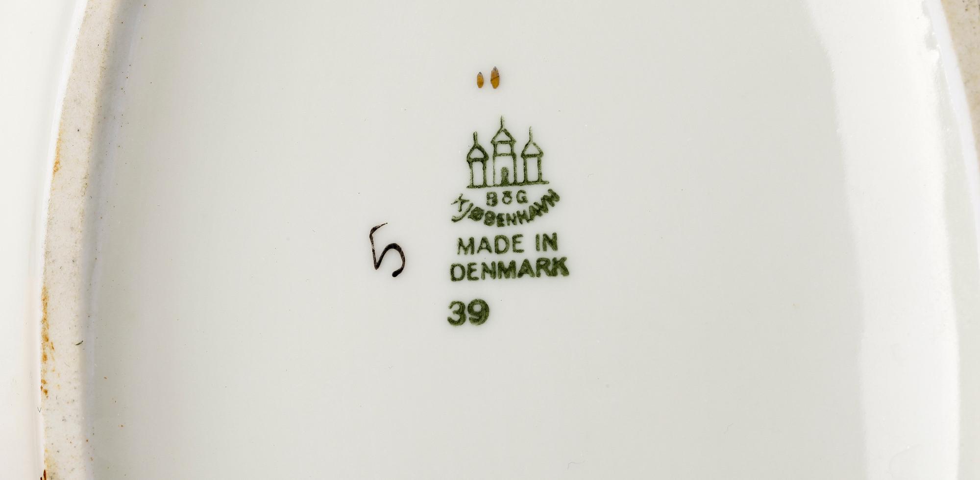 MATSERVIS, porslin, 36 delar, "Sachsisk blomst", Bing & Gröndahl, 1900-talets mitt.