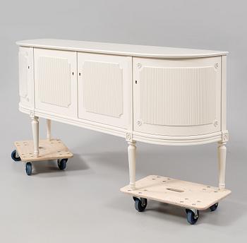 SIDEBOARD, gustaviansk stil, 1900-talets andra hälft.
