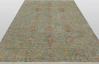 Rug, Zigler Design, 290 x 196 cm.