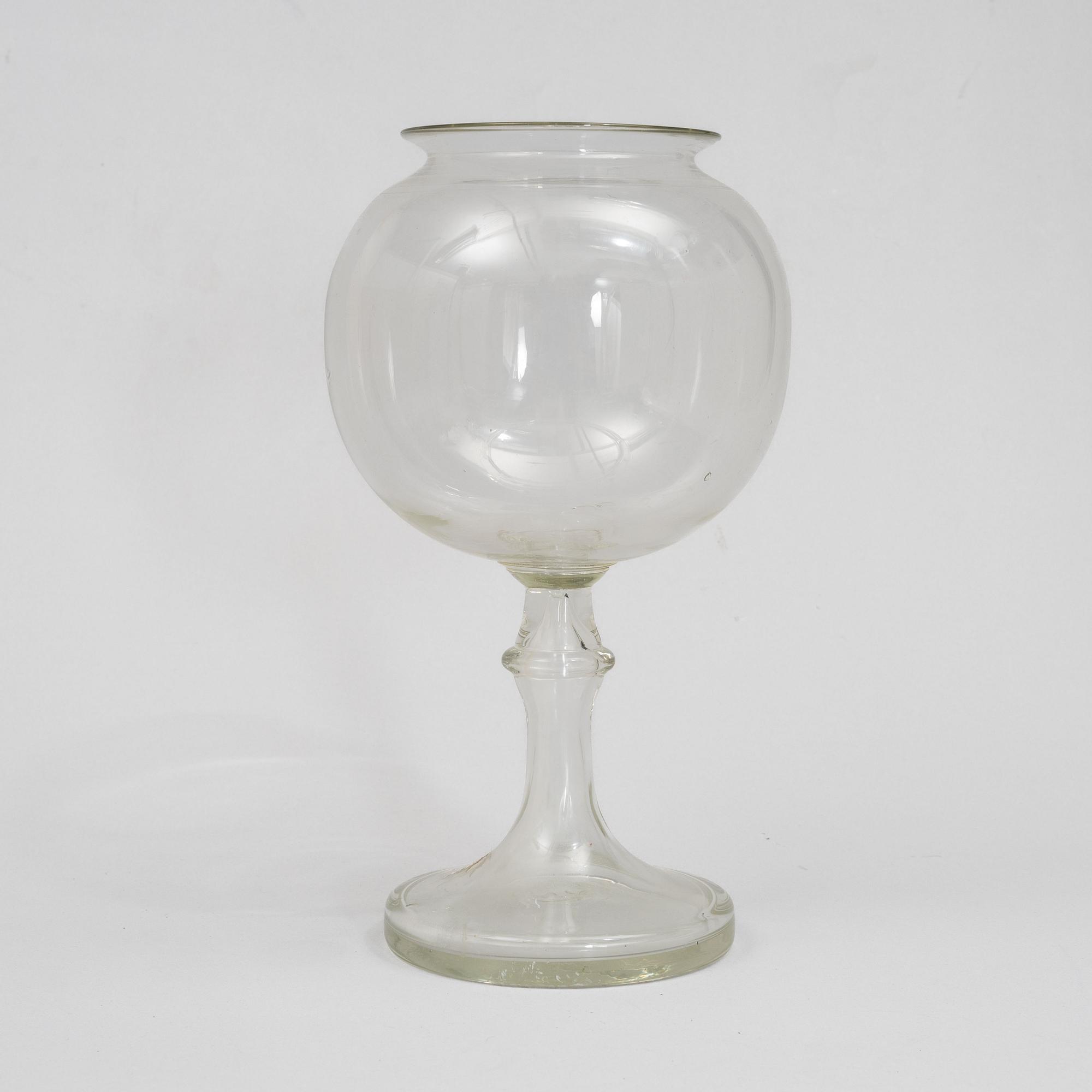 A glass fish-bowl, Sweden, 19th century.
