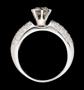 RING, vitguld med briljantslipad diamant,
