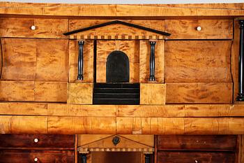 CHIFFONJÉ, 1800-tal.