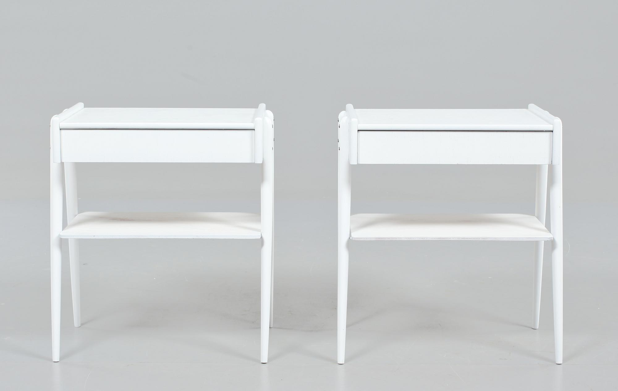 SÄNGBORD, ett par, 1900-talets andra hälft.