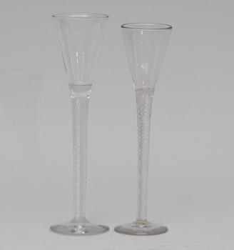 FYLLEHUND samt SNAPSGLAS, 2 st. Glas.