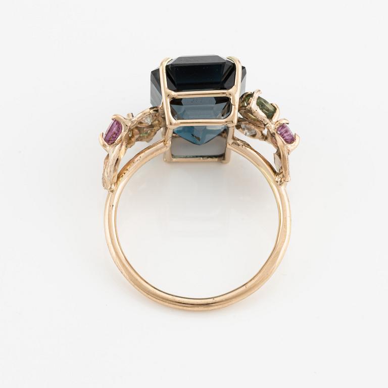 Ring, cocktail ring, with large blue topaz, pink and green tourmalines, and brilliant-cut diamonds.