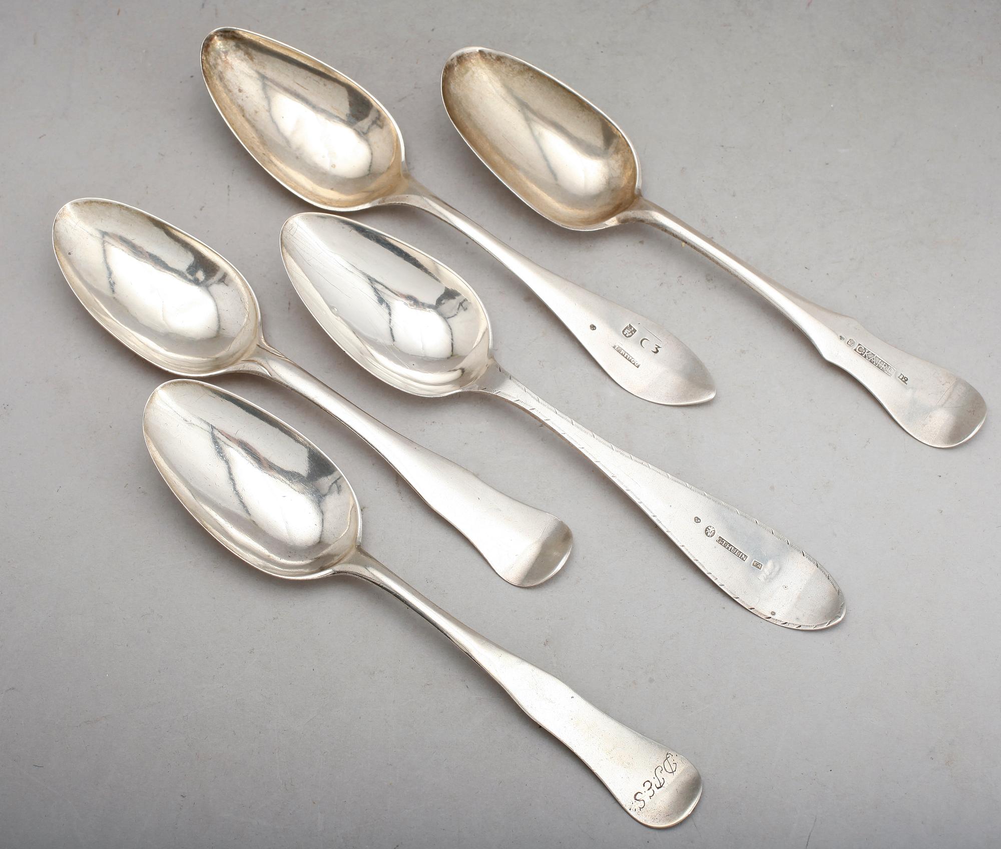 MATSKEDAR, 5 st, silver, olika modeller, 1700-/1800-tal. Vikt ca 246 g.