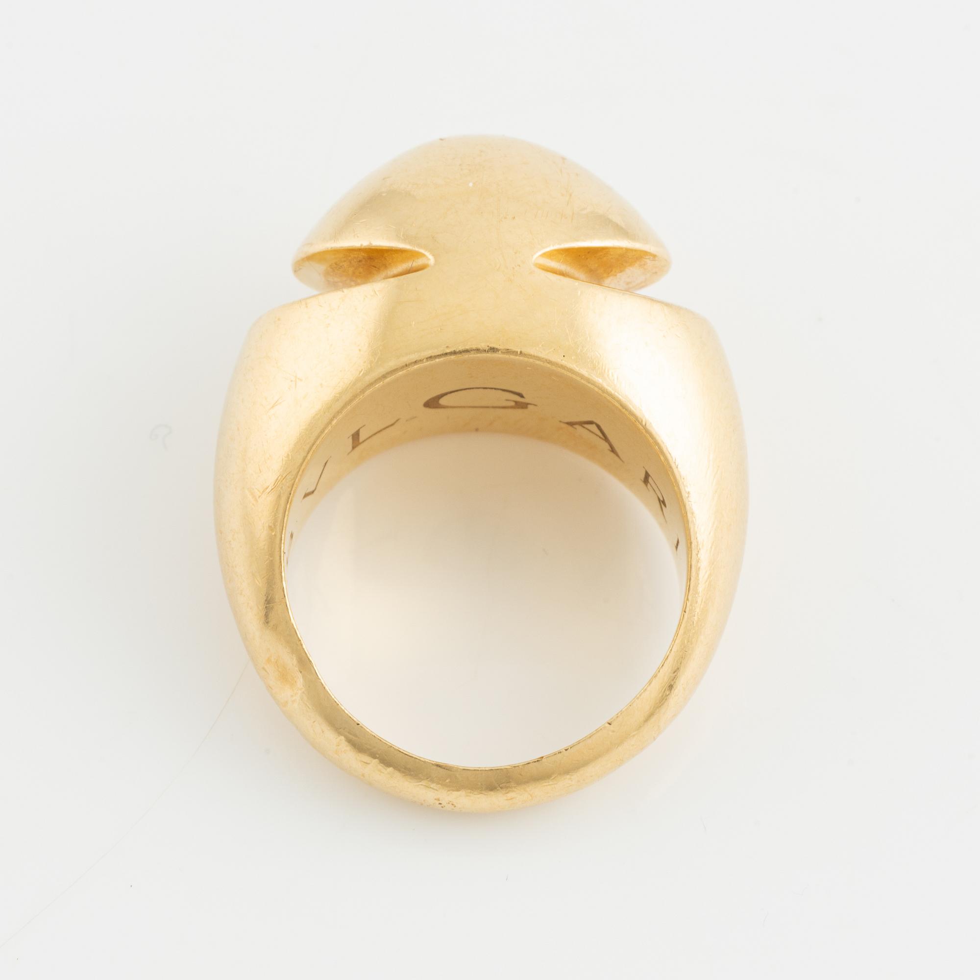 Bulgari, 18K gold ring.