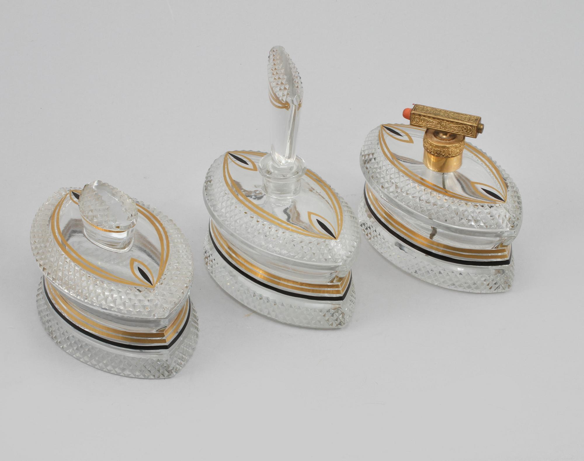 TOALETTSET, 3 delar, glas, 1900-talets första kvartal.