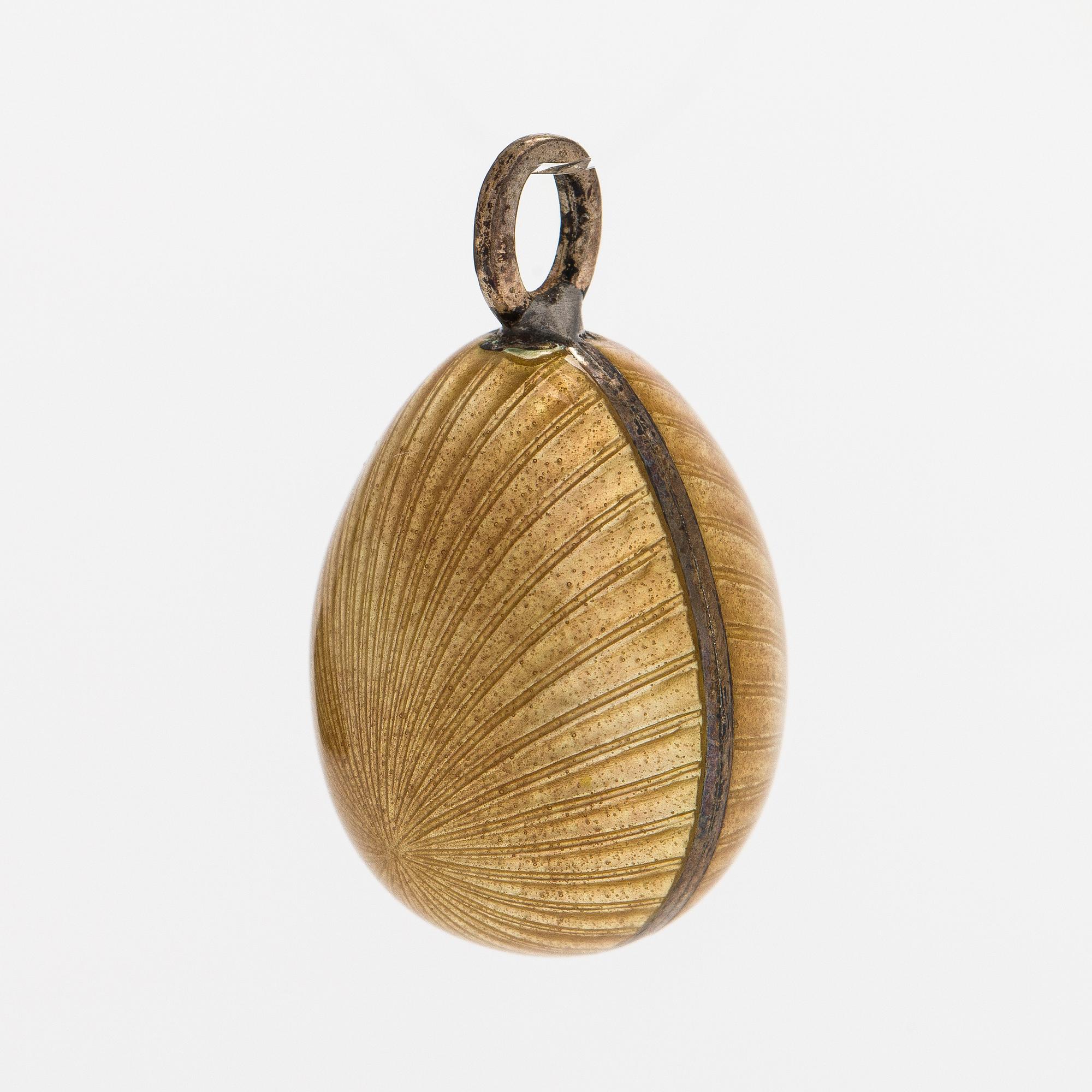 Hänge, ägg, beige emalj, silver, A. Tillander.